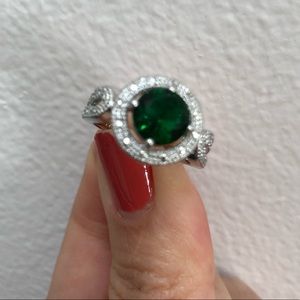 925 Sterling Silver Emerald gemstone Ring